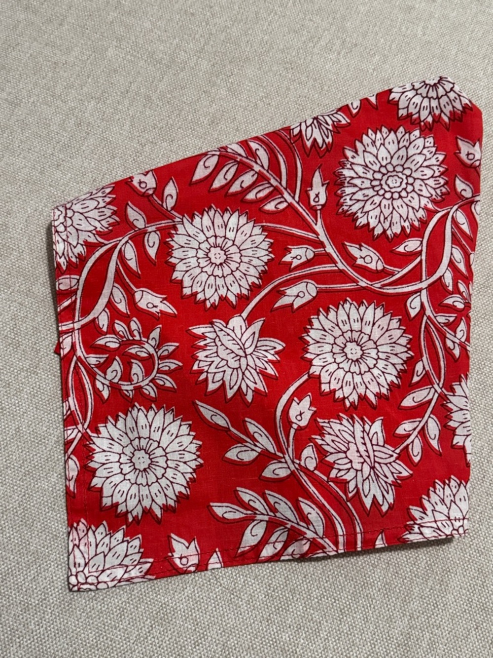 FREE WITH $25 PURCHASE Cotton Blend 16x16 Scarf/Bandana/ Handkerchief-Red/White - Picture 12 of 12